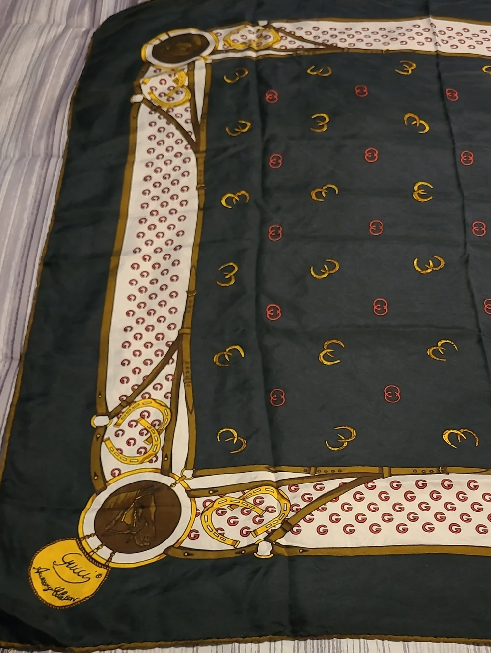 Vintage Gucci 100% Pure Silk Scarf Equestrian GG Logo Horse Head Medallions